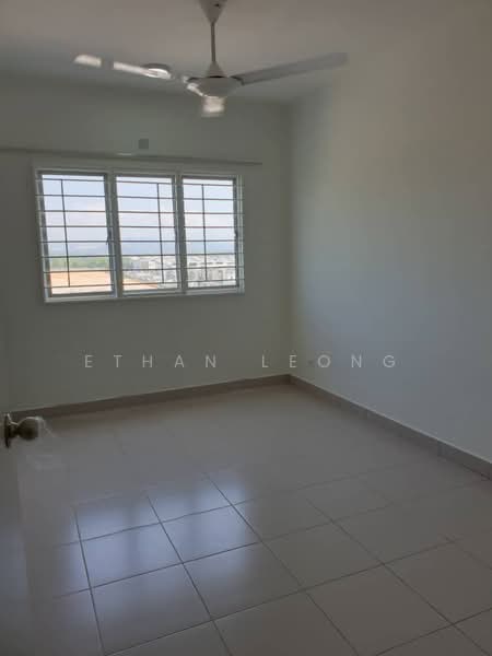 Apartment for Sale at D'Cerrum Apartment - Ethan Leong - Bedroom - PropertyGuru.com.my