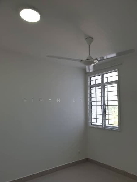 Apartment for Sale at D'Cerrum Apartment - Ethan Leong - Bedroom - PropertyGuru.com.my