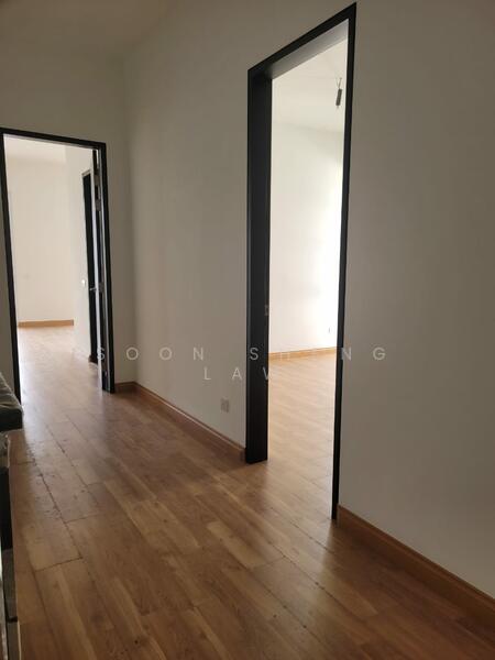 Semi-Detached House for Sale in Semenyih (Selangor) - Soon Sheng Law - Corridor - PropertyGuru.com.my