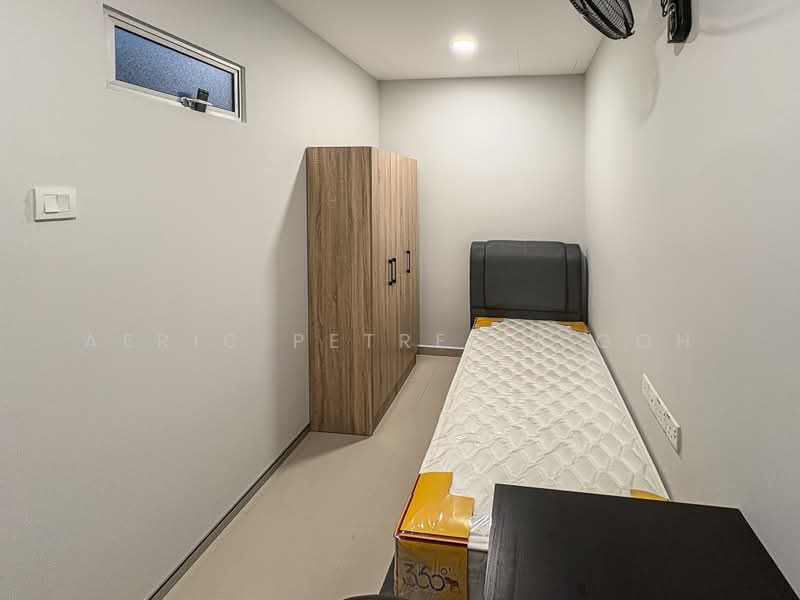 2-storey Terraced House for Rent in Seksyen 24 (Shah Alam) - Aeric Petrelli Goh - Bedroom - PropertyGuru.com.my