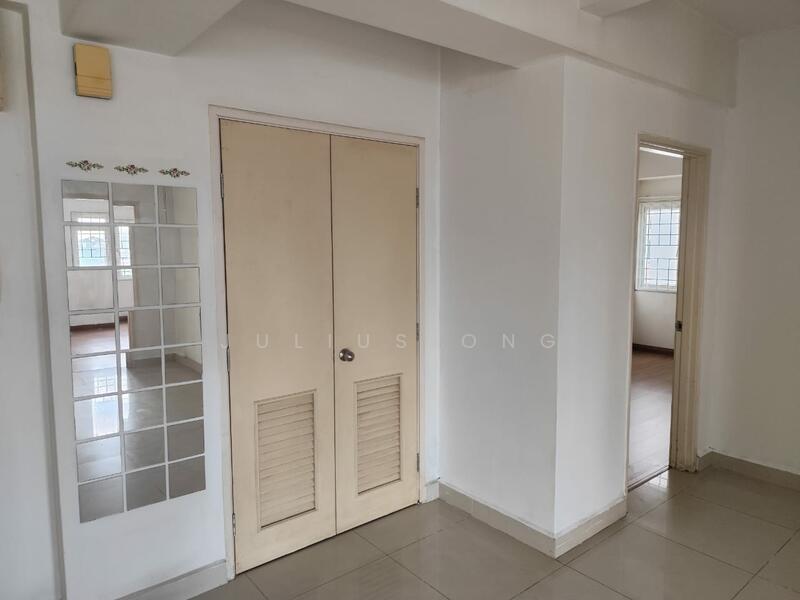 Foyer & Store Rm.