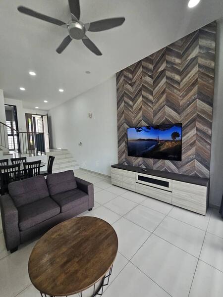 For Rent - Emerald Residence Link House Type B