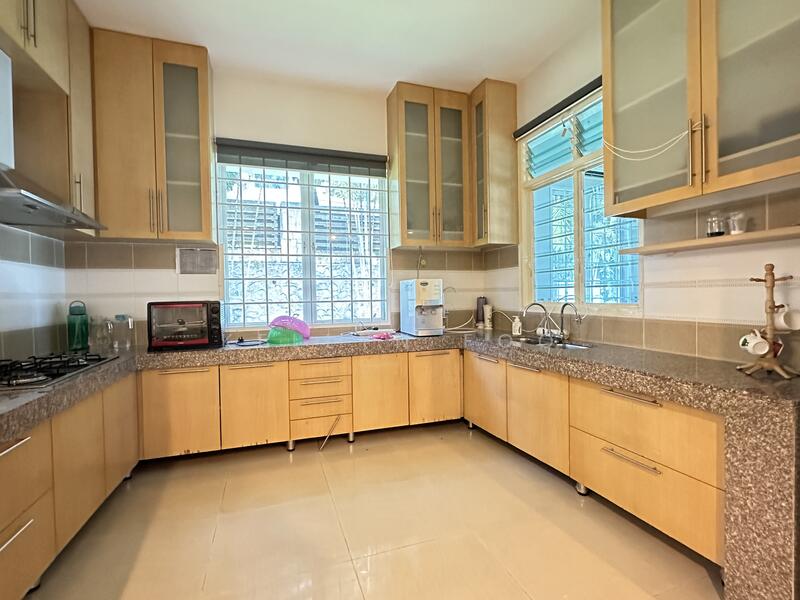 Rumah Berkembar untuk Dijual di Taman Suria (Bukit Katil) - Kellyn Foo - Kitchen - PropertyGuru.com.my