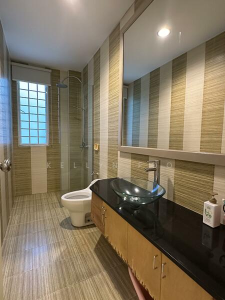 Rumah Berkembar untuk Dijual di Taman Suria (Bukit Katil) - Kellyn Foo - Bathroom - PropertyGuru.com.my