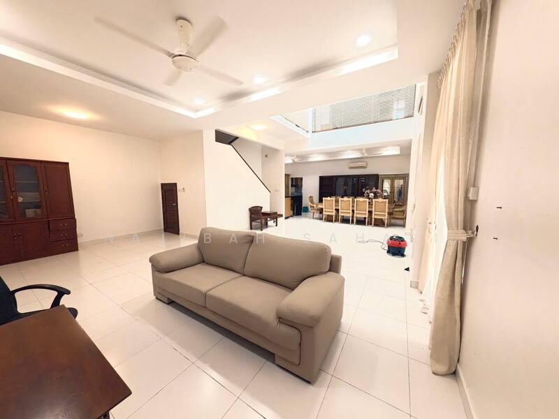 Untuk Dijual - Precinct 16