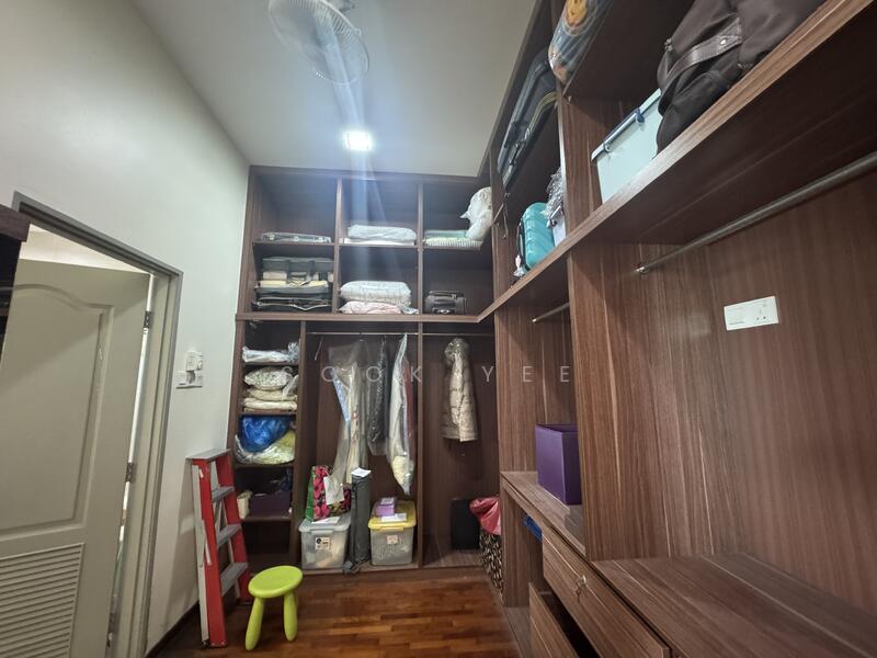 Closet