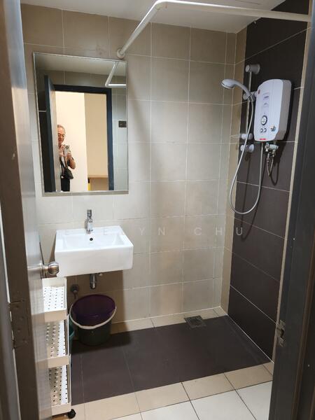 Master Bedroom Bathroom