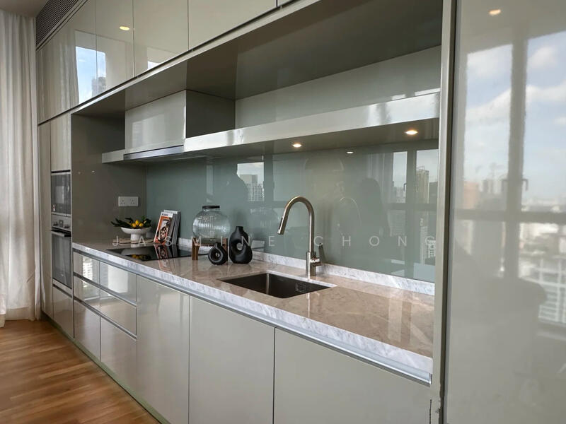 Kediaman Servis untuk Dijual di The Conlay - Jasmine chong - Kitchen - PropertyGuru.com.my