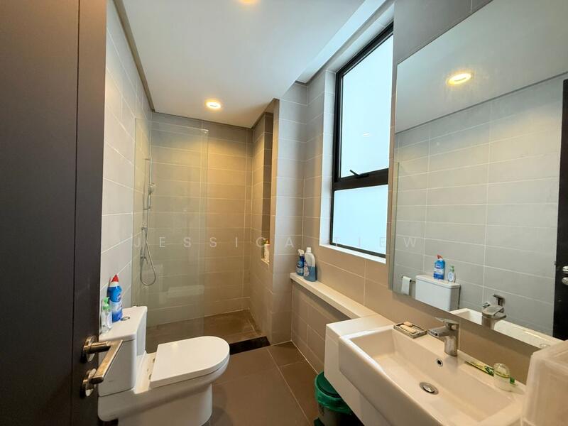 Avira Medini Iskandar untuk Untuk Dijual - RM 1,200,000, Mac 2026 - Bathroom - PropertyGuru.com.my
