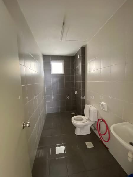 Kediaman Servis untuk Disewa di BSP 21 - Jacob Simmon - Bathroom - PropertyGuru.com.my