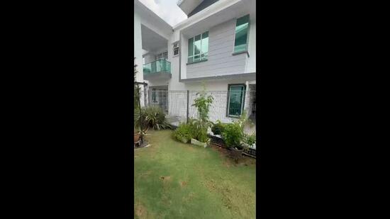 Rumah Berkembar untuk Dijual di Taman Villa Perdana (Kajang) - Yen Cheah - PropertyGuru.com.my