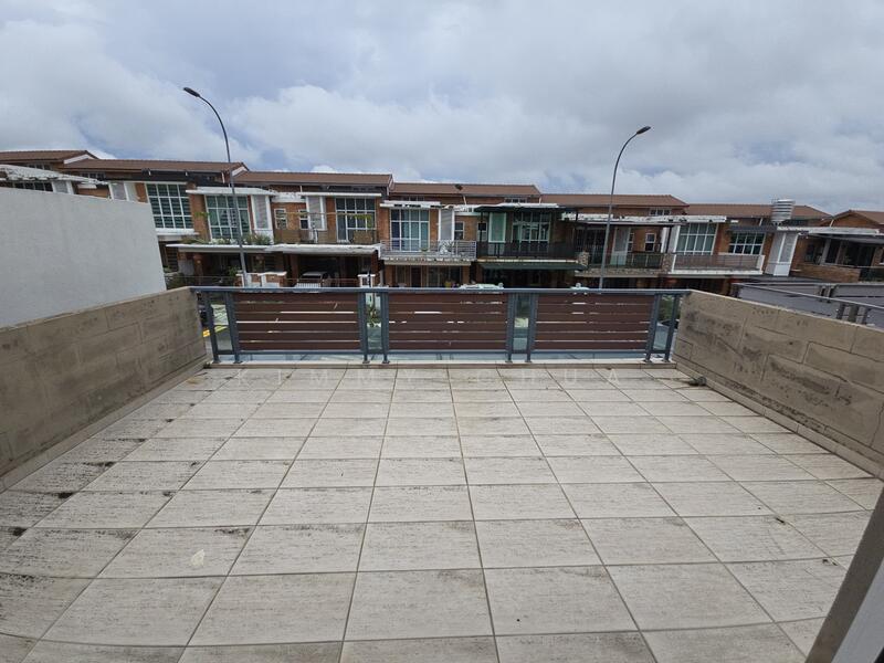 Balcony in master bedroom