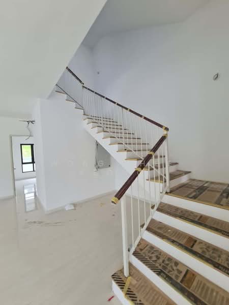 Terraced House for Sale in Happy Garden (Kuchai Lama) - Wong Chee Keong - Entrance - PropertyGuru.com.my