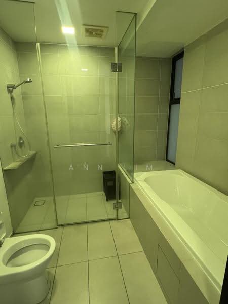 Condominium for Sale at Windows on The Park - Ann Lim - Bathroom - PropertyGuru.com.my