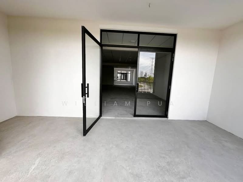 Shop / Office for Rent in Kota Kemuning (Shah Alam) - William Pua - Entrance - PropertyGuru.com.my