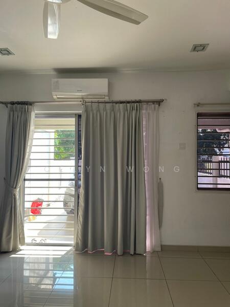 Jln PU 12/2, Puchong Utama - Living Room