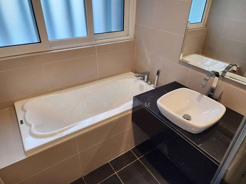 Kondominium untuk Disewa di Medini Signature - Akmal Bin MD Ali - Bathroom - PropertyGuru.com.my