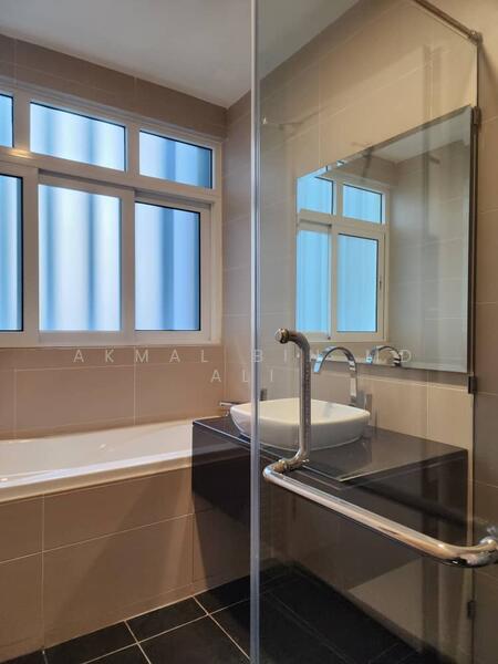 Kondominium untuk Disewa di Medini Signature - Akmal Bin MD Ali - Bathroom - PropertyGuru.com.my