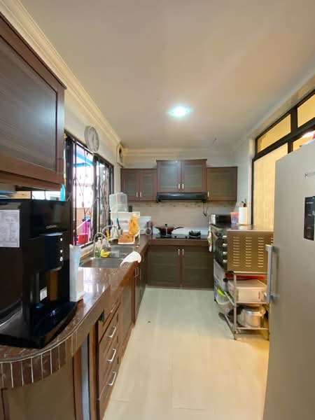 Rumah Teres 2-Tingkat untuk Dijual di Bandar Menjalara (Kepong) - Nicole . - Kitchen - PropertyGuru.com.my