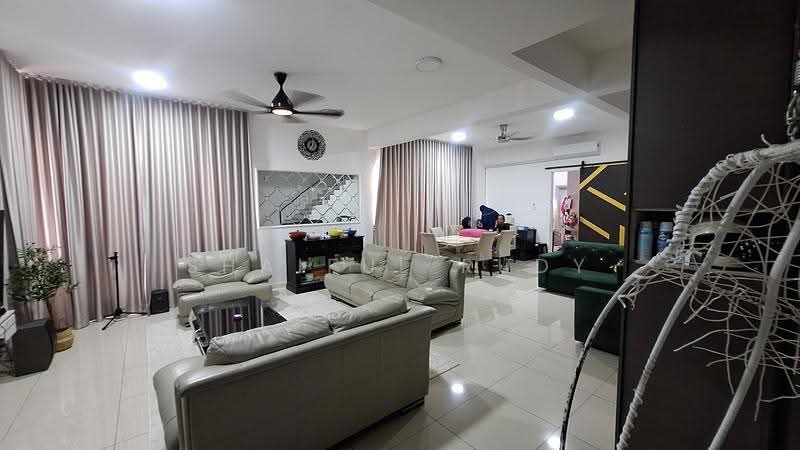 Rumah Teres untuk Dijual di Shah Alam (Selangor) - Shaiful Rudy - Living Room - PropertyGuru.com.my