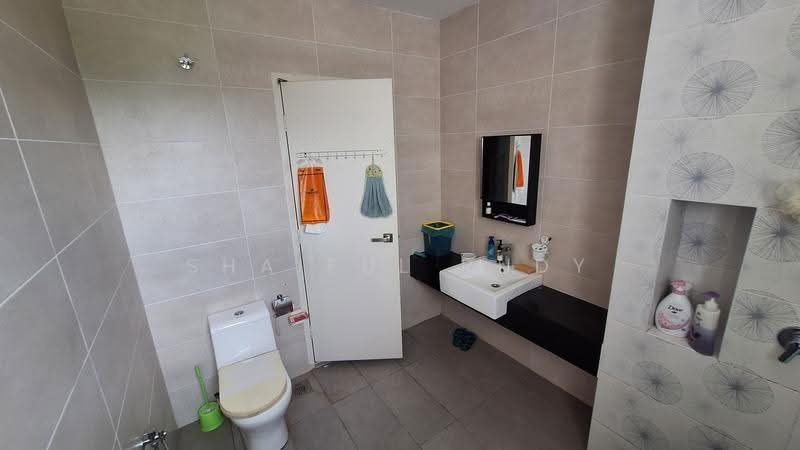 Rumah Teres untuk Dijual di Shah Alam (Selangor) - Shaiful Rudy - Bathroom - PropertyGuru.com.my