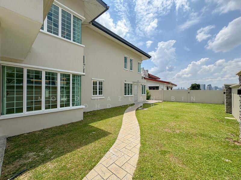 Untuk Dijual - Corner Lot Bungalow @ Seksyen 14 Petaling Jaya