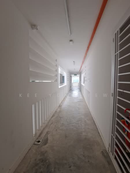 Pangsapuri untuk Dijual di De Bayu Apartment - Kee Yoke Yew - Corridor - PropertyGuru.com.my