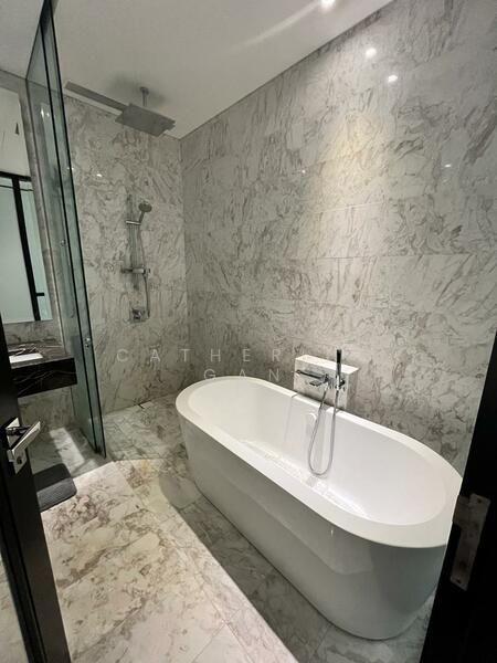 Service Residence for Rent at Banyan Tree Signatures - Catherine Gan - Bathroom - PropertyGuru.com.my