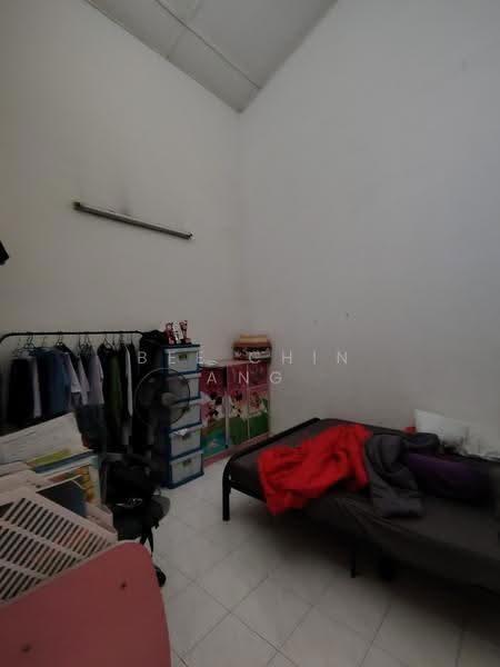 Rumah Teres 1-Tingkat untuk Dijual di Taman Dasa (Kulai) - Bee Chin Ang - Bedroom - PropertyGuru.com.my