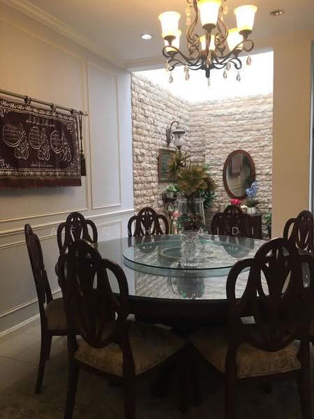 Rumah Teres 2-Tingkat untuk Dijual di Bukit Jelutong (Shah Alam) - Afiqah zaidi - Dining Room - PropertyGuru.com.my