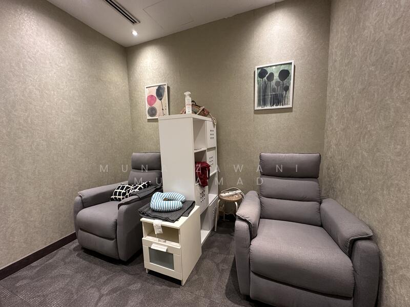 Thinking room