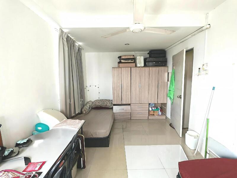 For Rent - Menara U