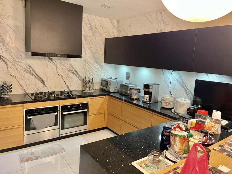 Condominium for Sale at 10 Mont Kiara @ MK10 - Lily Hun - Kitchen - PropertyGuru.com.my