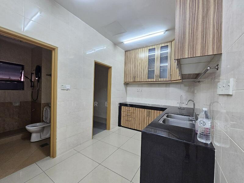 Bandar Kinrara untuk Untuk Dijual - RM 1,300,000, Feb 2026 - Kitchen - PropertyGuru.com.my