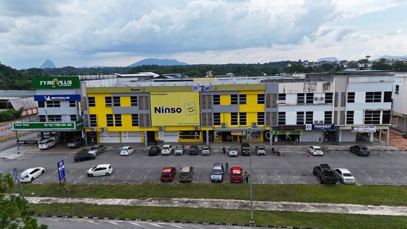 Shop for Sale in Kuching (Sarawak) - Sherene Kok - Exterior - PropertyGuru.com.my