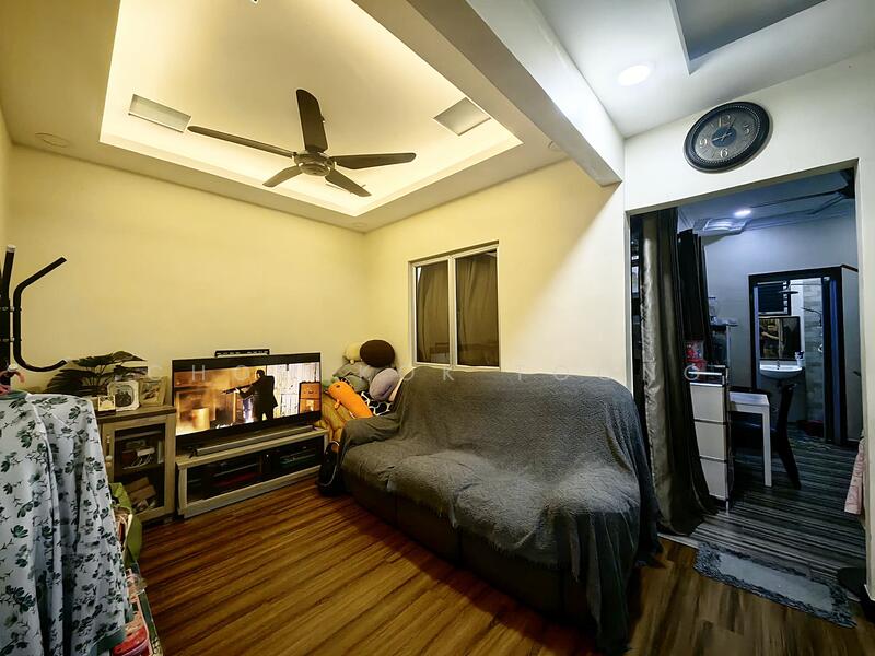 Rumah Teres 1-Tingkat untuk Dijual di Bandar Putra Permai (Seri Kembangan) - Chow Kok Toong - Living Room - PropertyGuru.com.my