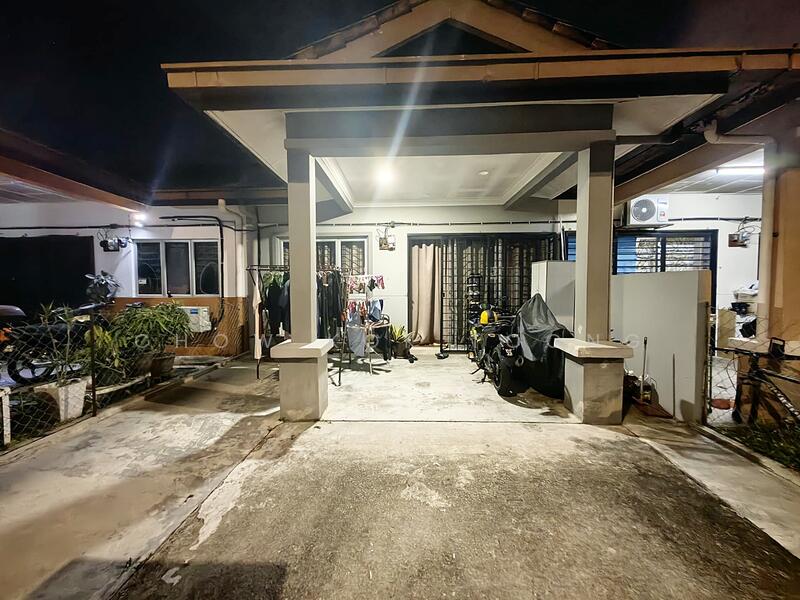 Rumah Teres 1-Tingkat untuk Dijual di Bandar Putra Permai (Seri Kembangan) - Chow Kok Toong - Exterior - PropertyGuru.com.my