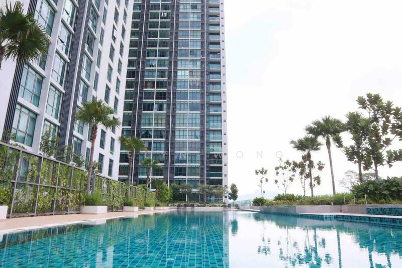Liberty Arc - Swimming Pool