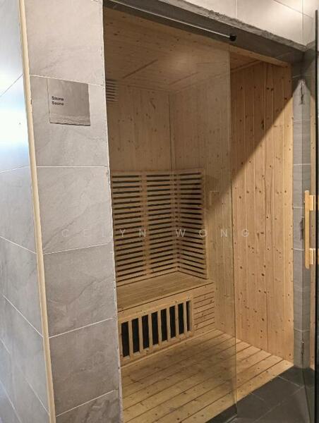 Liberty Arc - Sauna & Steam Room