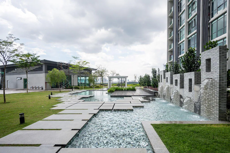 Liberty Arc - Water Features