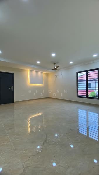 2-storey Terraced House for Sale in Bukit Jelutong (Shah Alam) - Afiqah zaidi - Interior - PropertyGuru.com.my