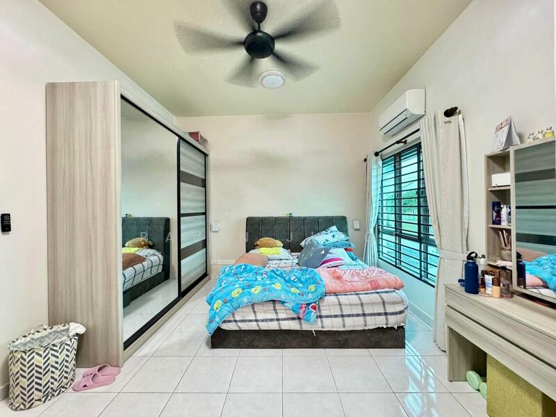 2-storey Terraced House for Sale in Puncak Alam (Selangor) - Ravin Judge - Bedroom - PropertyGuru.com.my