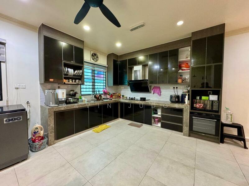 2-storey Terraced House for Sale in Puncak Alam (Selangor) - Ravin Judge - Kitchen - PropertyGuru.com.my