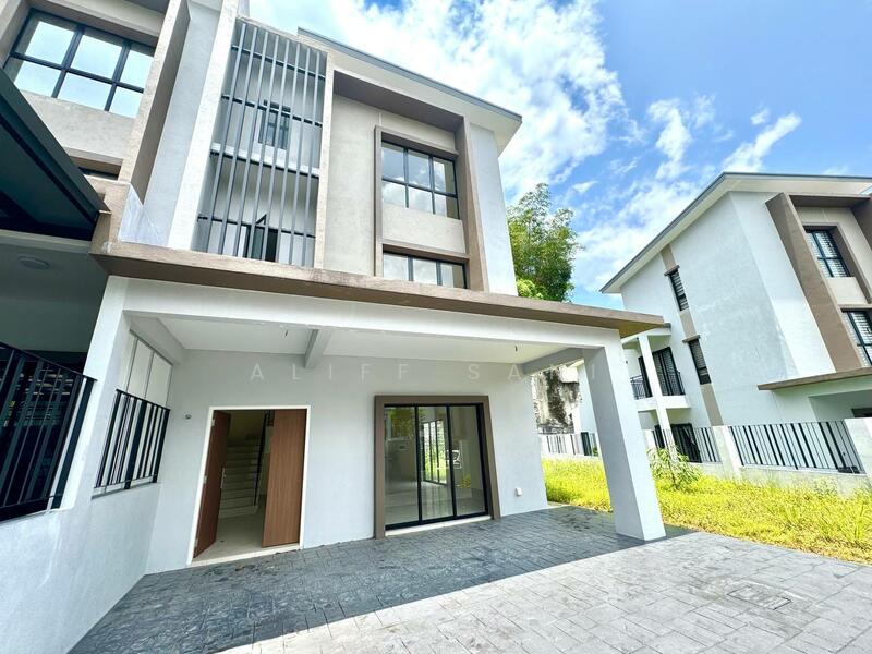For Sale - Ukay Perdana