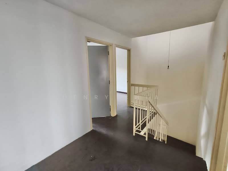 Rumah Teres 2 Tingkat untuk Dijual di Taman Connaught (Cheras) - Henry Chia - Corridor - PropertyGuru.com.my