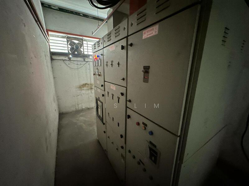 Untuk Disewa - Tampoi Tampoi Tampois