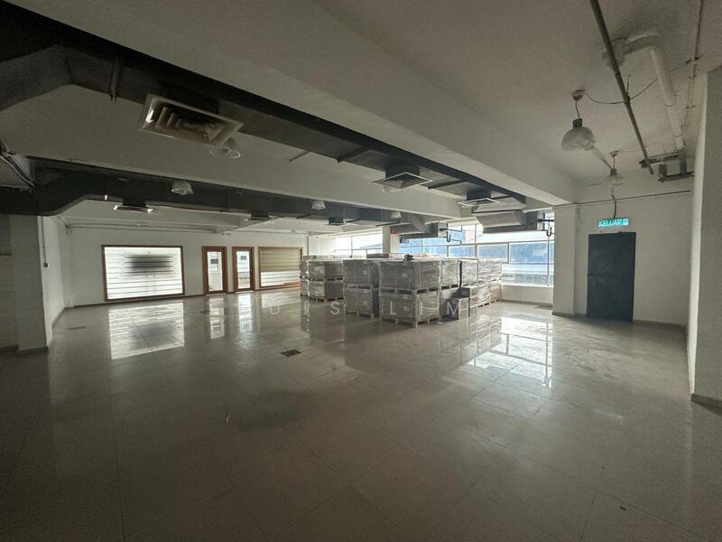 Untuk Disewa - Tampoi Tampoi Tampois