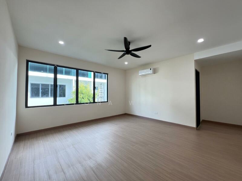 Xania @ Reflexion untuk Untuk Disewa - RM 3,600 /bulan, Apr 2026 - Living Room - PropertyGuru.com.my
