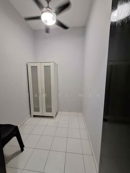 Condominium for Sale at Tropicana Grande - Tam Yi Wah - Bedroom - PropertyGuru.com.my