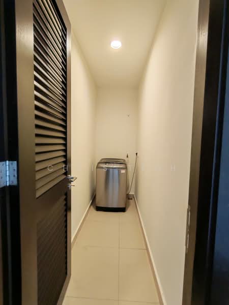Kondominium untuk Dijual di Quayside Seafront Resort Condominiums - Chris Teoh - Corridor - PropertyGuru.com.my